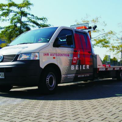 PKW-Folierung mit Firmenlogo in Dessau-Roßlau